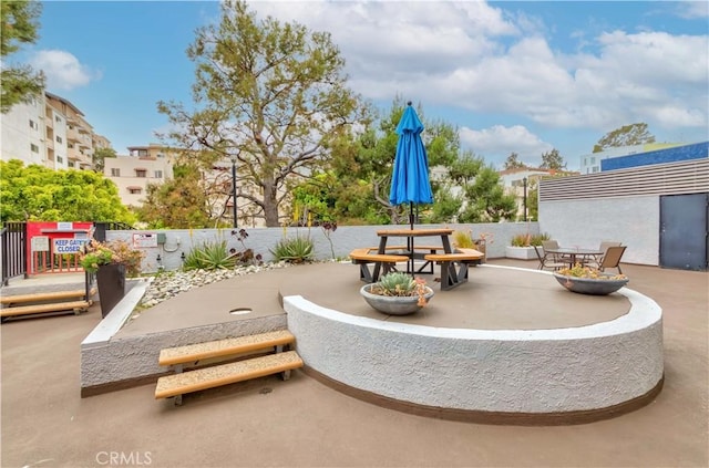10982 Roebling Ave Unit 367, Los Angeles, CA 90024 - view of patio