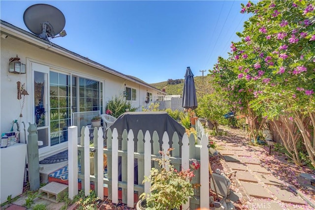 view of patio featuring a fenced backyard