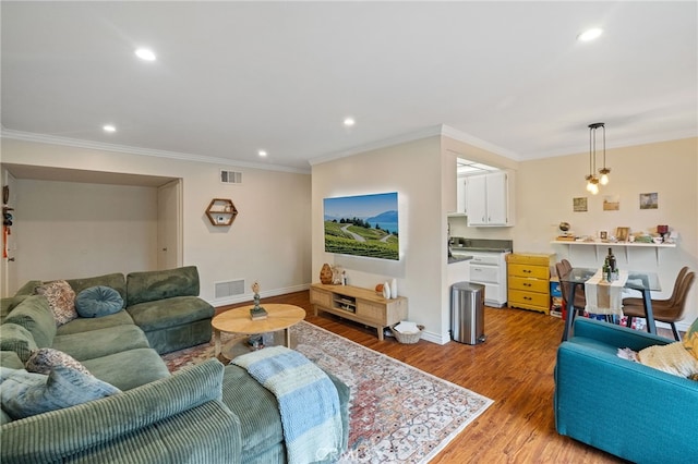 985 S Idaho St Unit 46, La Habra, CA 90631 - living area with light wood-type flooring, baseboards, ornamental molding, and recessed lighting