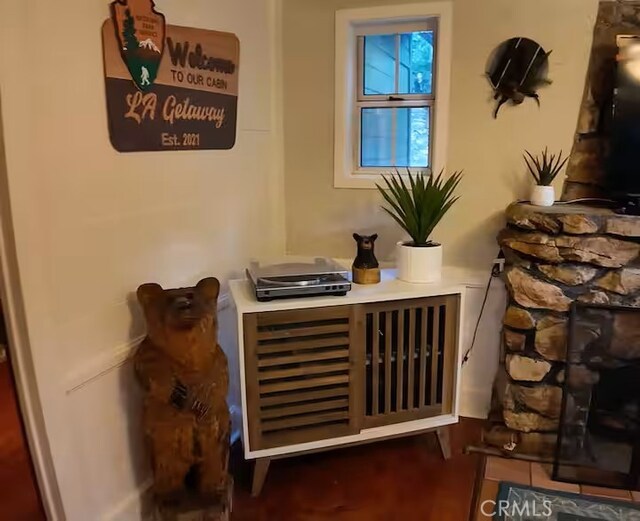 810 Lake Dr, Lake Arrowhead, CA 92352 - detailed view