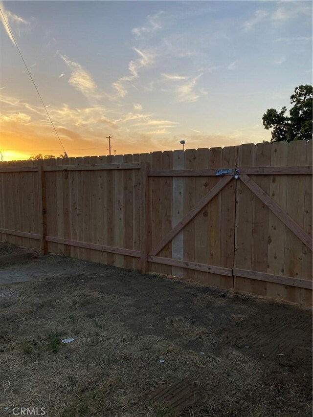 2404 E California, Bakersfield, CA 93307 - gate featuring fence