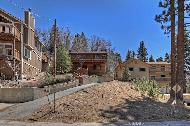 view of front of property