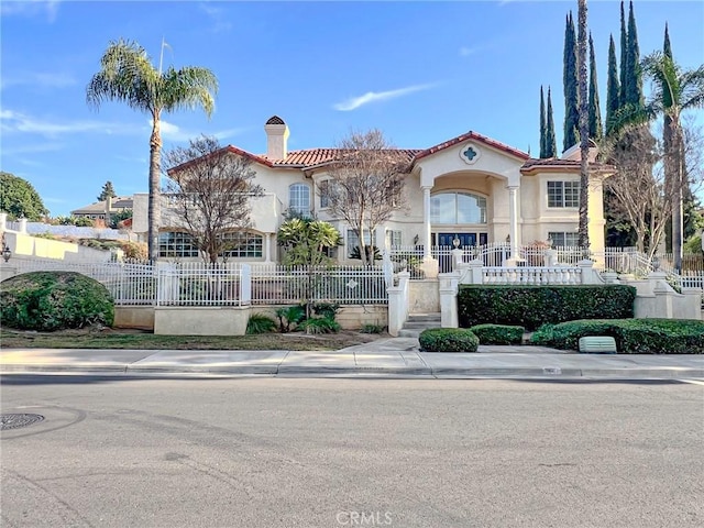 6926 Orozco Dr, Riverside, CA 92506 - exterior space with a fenced front yard