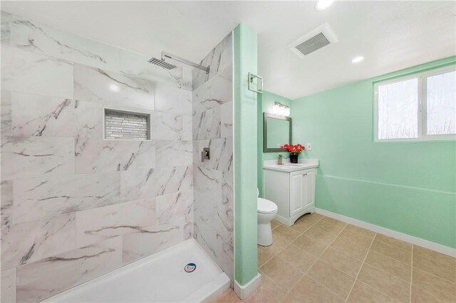 3882 Dwiggins St, Los Angeles, CA 90063 - full bathroom with vanity, a marble finish shower, toilet, baseboards, and recessed lighting