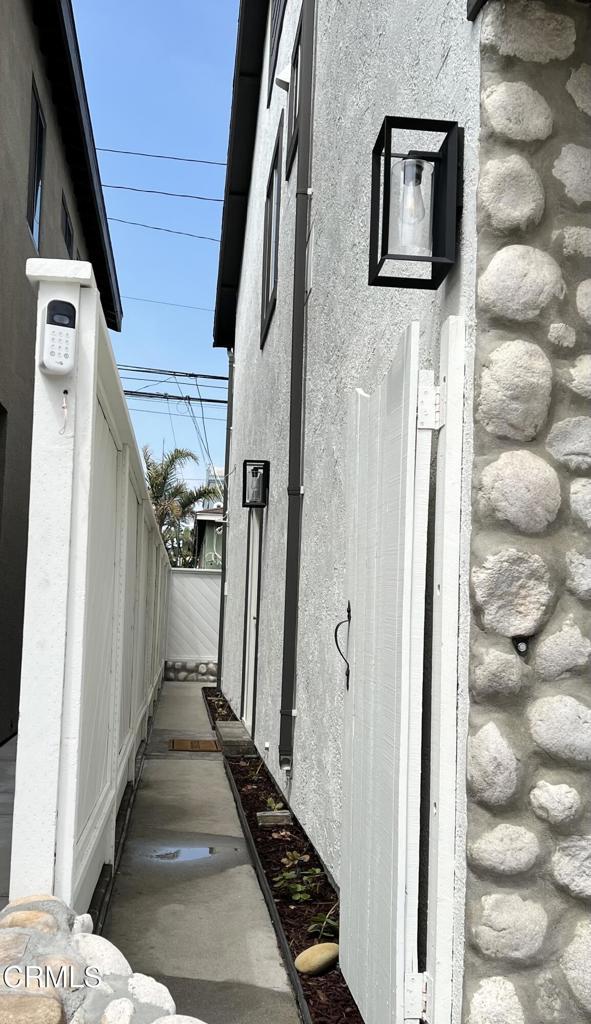 333 Highland Dr, Oxnard, CA 93035 - view of property exterior featuring stucco siding