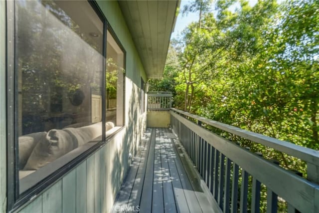 3392 Coy Dr, Sherman Oaks, CA 91423 - view of balcony