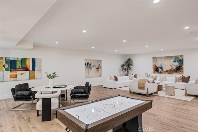 932 9th St, Manhattan Beach, CA 90266 - rec room with light wood-style floors and recessed lighting