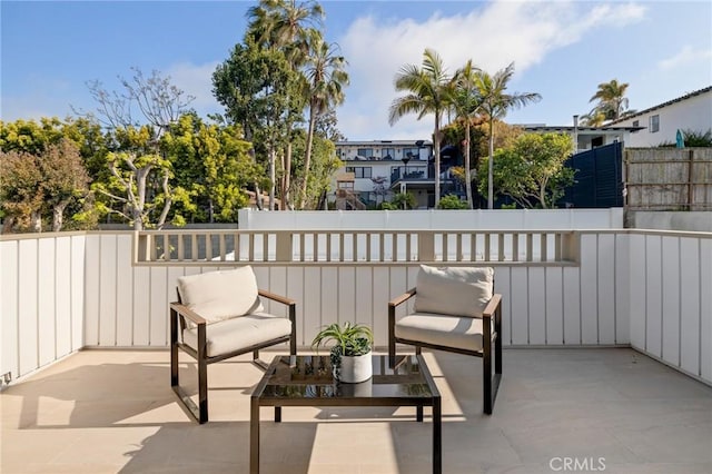 932 9th St, Manhattan Beach, CA 90266 - view of patio featuring fence