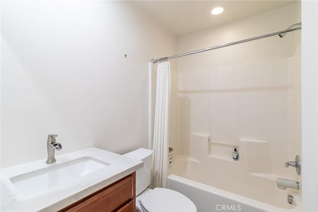 34072 Lily Rd, Yucaipa, CA 92399 - bathroom featuring toilet, shower / bathtub combination with curtain, vanity, and recessed lighting