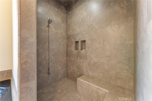 9170 Japatul Rd, Apple Valley, CA 92308 - bathroom with a tile shower
