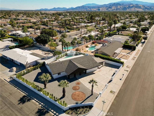 birds eye view of property featuring a residential view and a mountain view