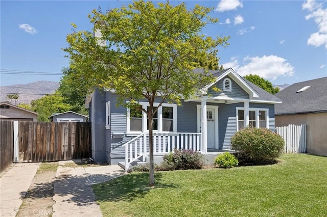 1781 Whitefield Rd, Pasadena, CA 91104 - bungalow featuring fence, a porch, and a front lawn