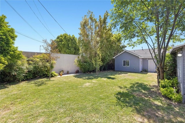 1781 Whitefield Rd, Pasadena, CA 91104 - view of yard featuring fence
