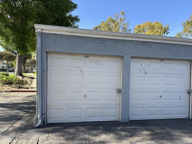 1300 Saratoga Ave Unit 2204, Ventura, CA 93003 - view of garage