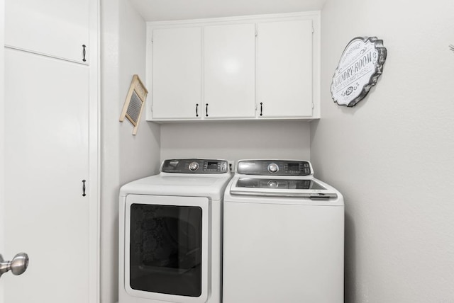4972 Lake Shore Ct, Fallbrook, CA 92028 - clothes washing area featuring independent washer and dryer and cabinet space