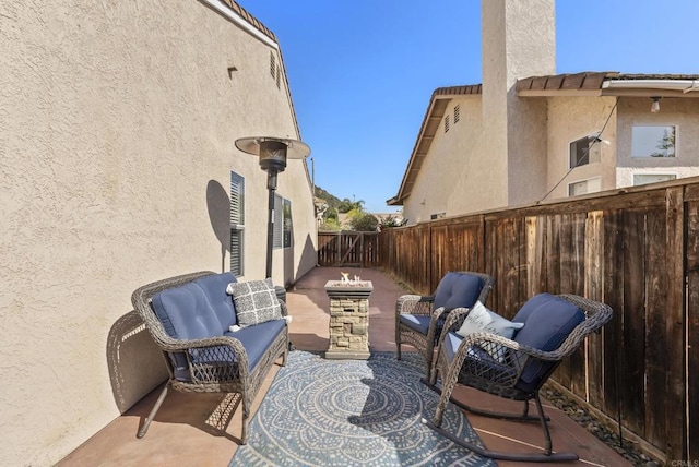 4972 Lake Shore Ct, Fallbrook, CA 92028 - view of patio with a fenced backyard