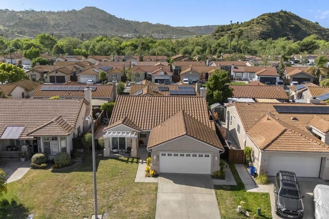4972 Lake Shore Ct, Fallbrook, CA 92028 - aerial view of residential area with mountains