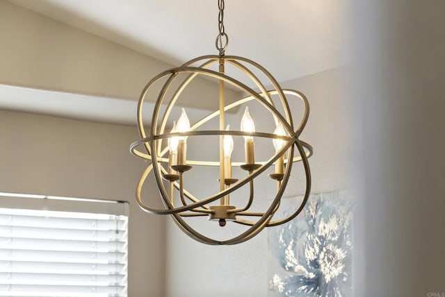 4972 Lake Shore Ct, Fallbrook, CA 92028 - detailed view of a chandelier