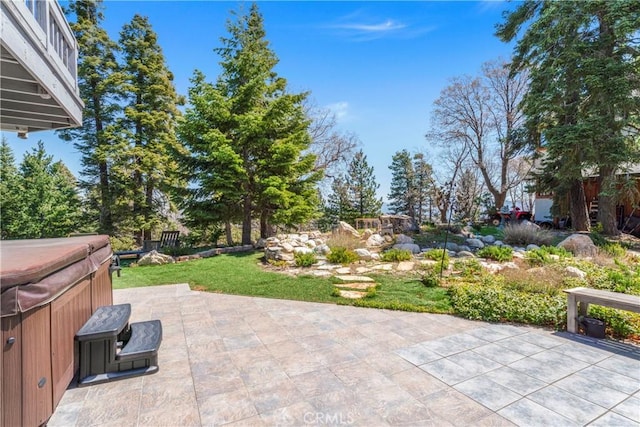1031 Black Oaks Dr, Lake Arrowhead, CA 92352 - view of patio featuring a hot tub