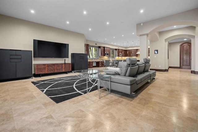 2890 Gate Fifteen Pl, Chula Vista, CA 91914 - living area with arched walkways and recessed lighting