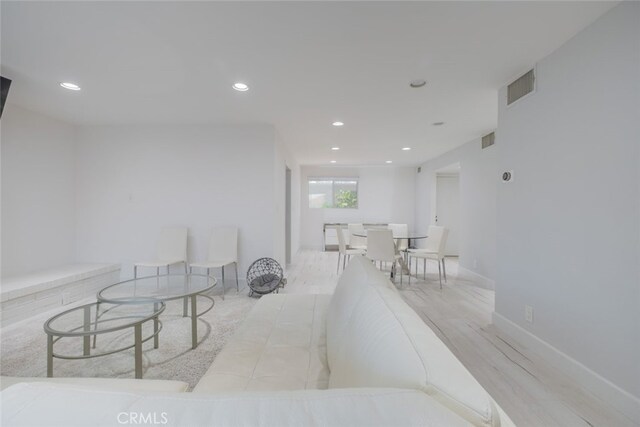 930 California Ave Unit 105, Santa Monica, CA 90403 - photo 16