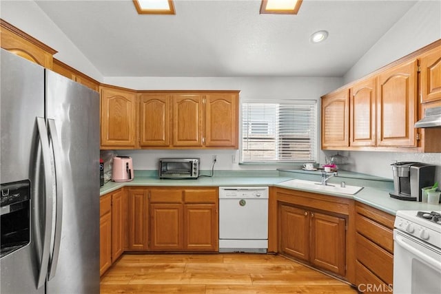 27828 Spyglass Ln, Canyon Country, CA 91351 - kitchen with white appliances, a toaster, a sink, and light countertops