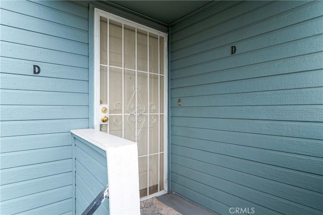 view of exterior entry