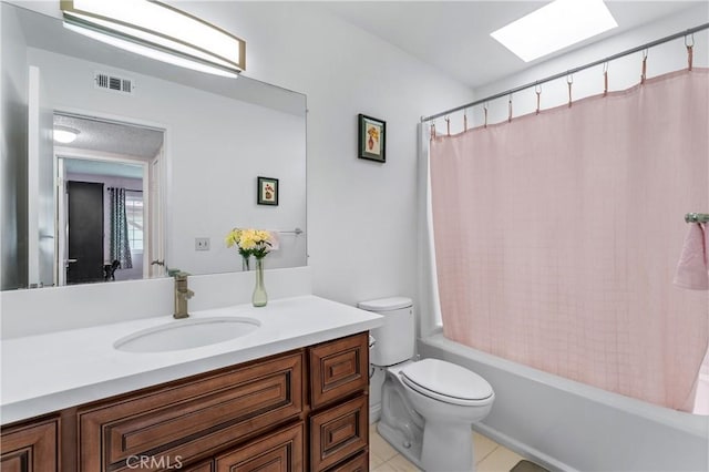 119 N Alhambra Ave Unit D, Monterey Park, CA 91755 - bathroom with a skylight, vanity, shower / bathtub combination with curtain, and tile patterned flooring