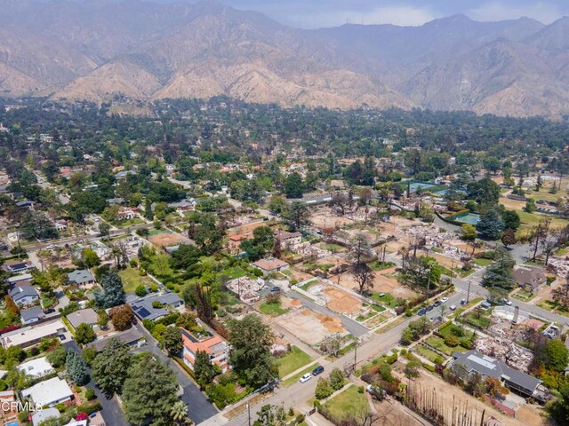 1289 E Calaveras St, Altadena, CA 91001