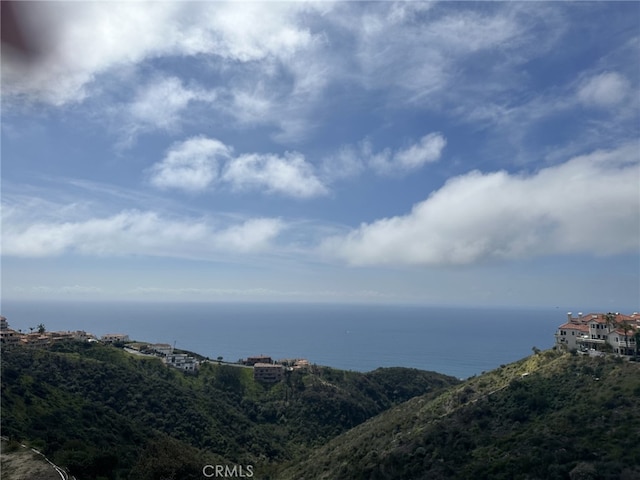 17 Marseille, Laguna Niguel, CA 92677 - view of water feature