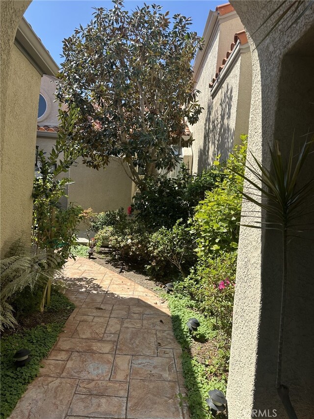 17 Marseille, Laguna Niguel, CA 92677 - view of yard featuring a patio