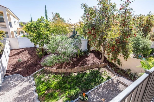 view of yard featuring a fenced backyard