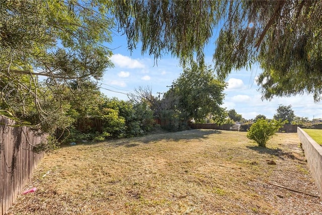 18128 Cari Ln, Yorba Linda, CA 92886 - view of yard with a fenced backyard
