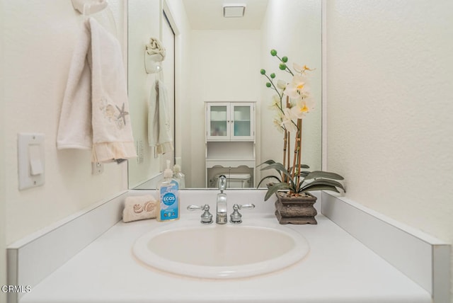 1130 Mandalay Beach Rd, Oxnard, CA 93035 - bathroom with vanity