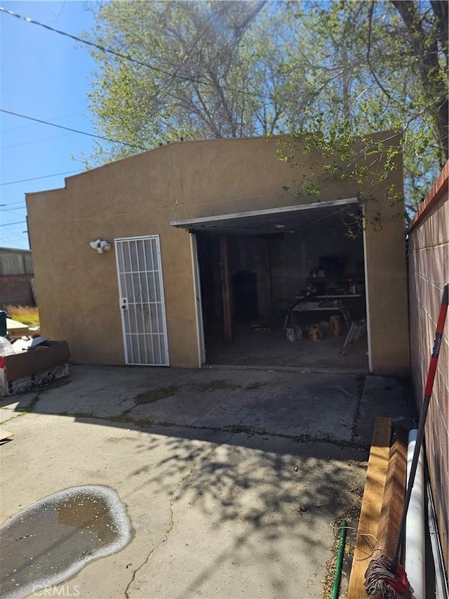 44645 Fig Ave, Lancaster, CA 93534 - view of garage