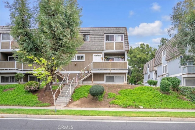 1925 Glenoaks Blvd, Unit San Fernando, CA 91340 - view of property with stairway