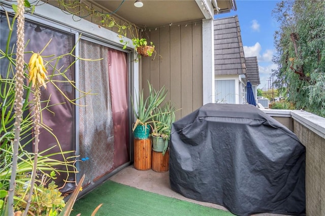 1925 Glenoaks Blvd, Unit San Fernando, CA 91340 - view of patio with a grill
