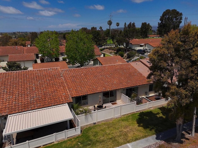 drone / aerial view featuring a residential view