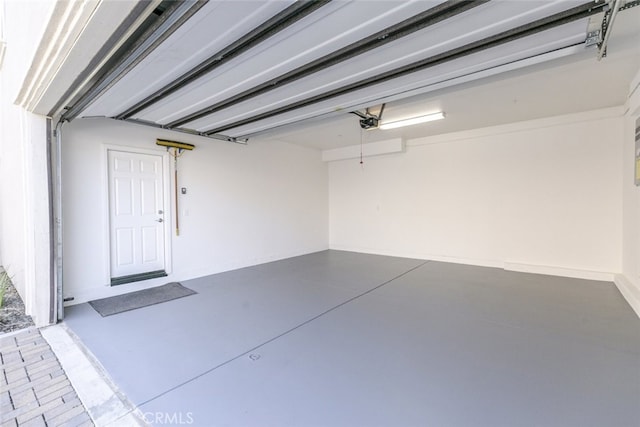 27488 Ginger Ct, Saugus, CA 91350 - view of garage