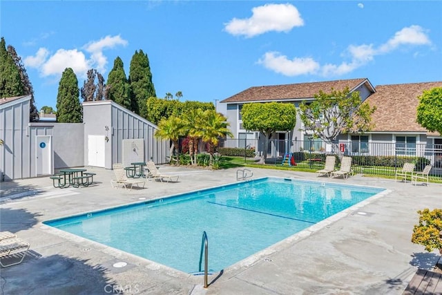 6702 Sun Dr Unit C, Huntington Beach, CA 92647 - pool featuring a patio and fence