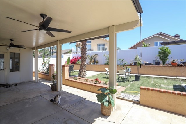 3667 Sonoma Oaks Ave, Perris, CA 92571 - view of patio with a fenced backyard and ceiling fan