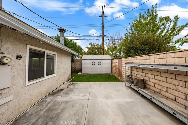 8757 San Vicente Ave, Riverside, CA 92503 - fenced backyard featuring a patio