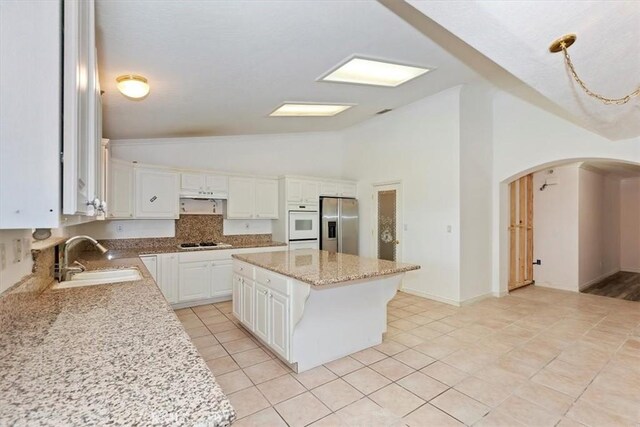 12395 Yorkshire Dr, Apple Valley, CA 92308 - photo 10