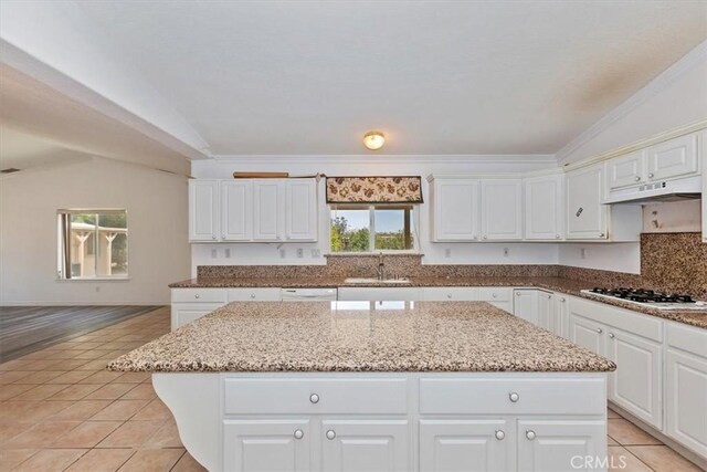 12395 Yorkshire Dr, Apple Valley, CA 92308 - photo 11