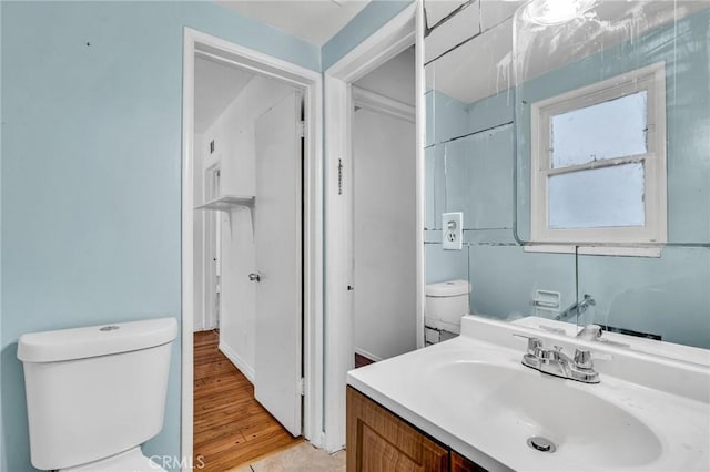 7038 Mclennan Ave, Lake Balboa, CA 91406 - bathroom featuring vanity and toilet