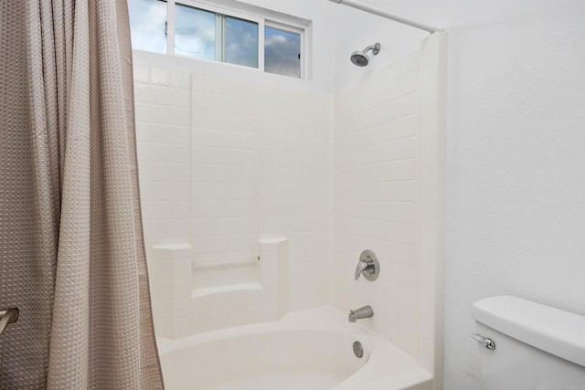 full bath with shower / bathtub combination with curtain and toilet