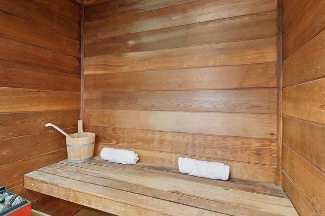 view of sauna / steam room