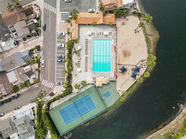 207 Canal St, Newport Beach, CA 92663 - drone / aerial view of a pool