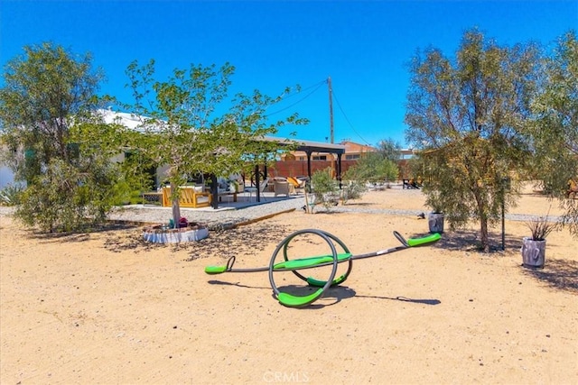 2837 Border Ave, Joshua Tree, CA 92252 - view of community featuring a gazebo