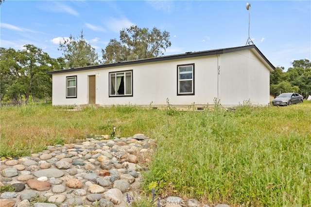 5736 La Porte Rd, Bangor, CA 95914 - view of front facade featuring crawl space